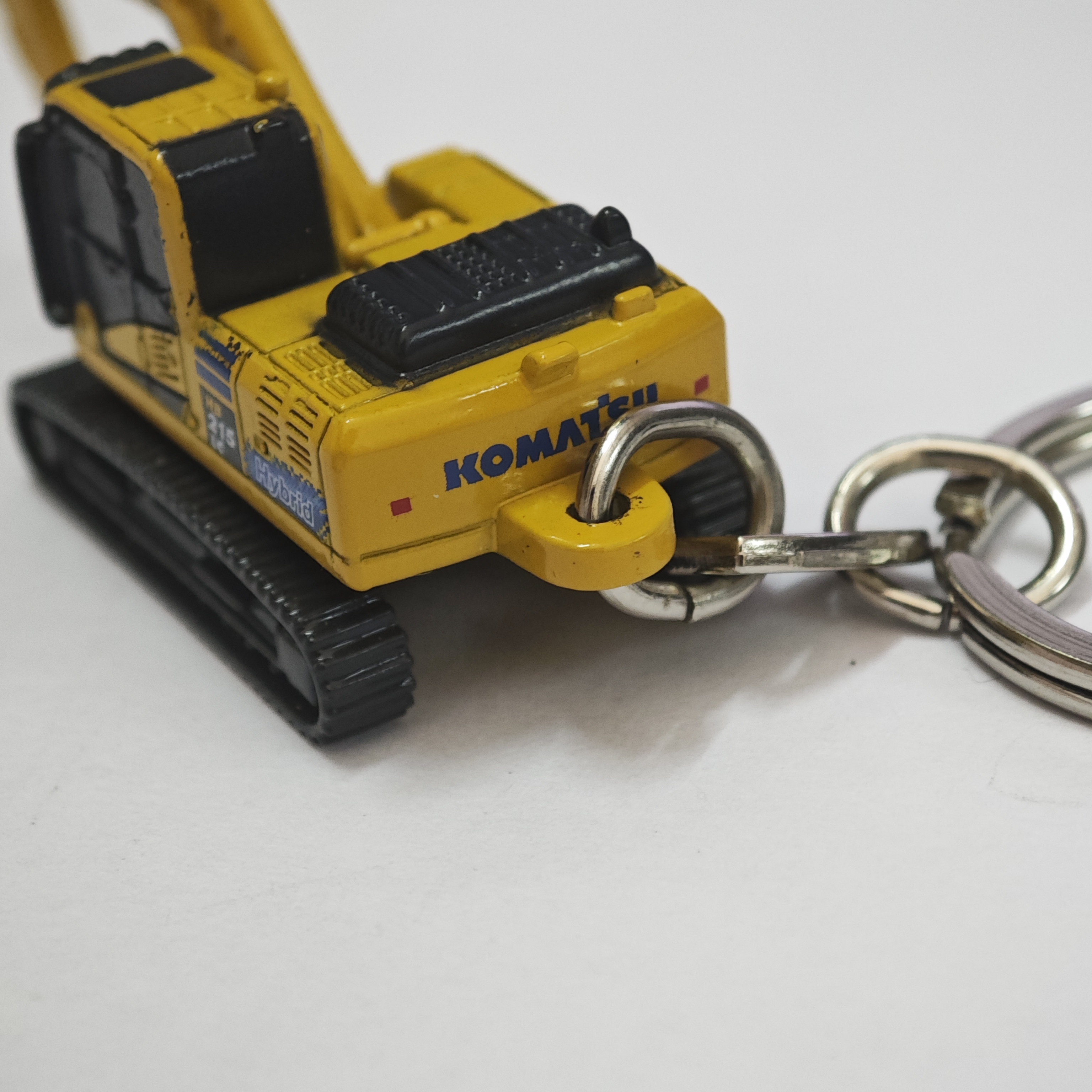 Engine Model Keychain For Koma - Heavy Equipment Key Ring recension och pris
