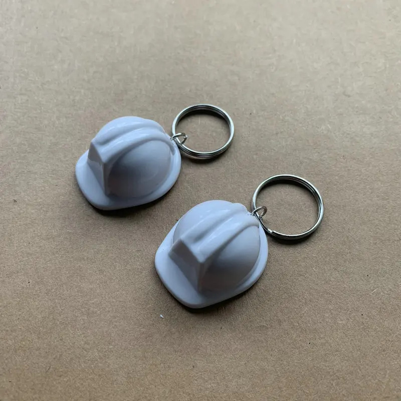 3D safety helmet keychain key  - Heavy Equipment Key Ring recension och pris